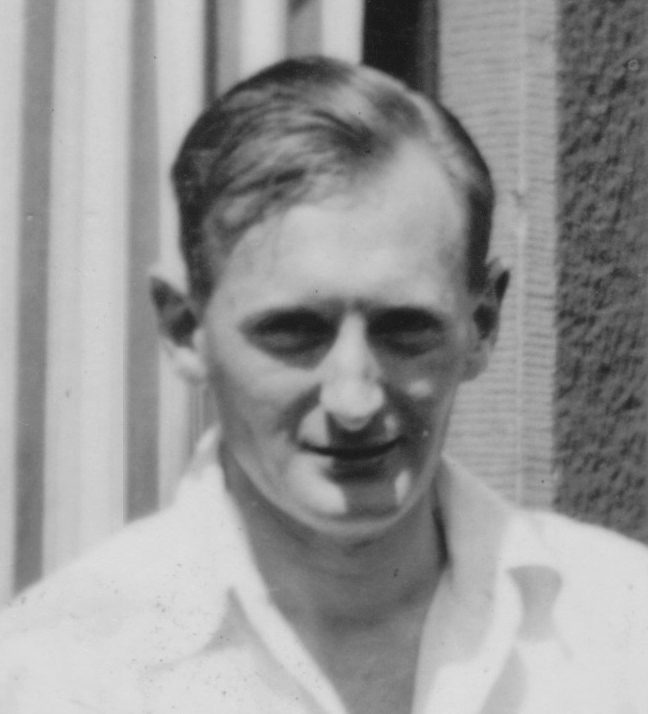 Photo of photos/Charles Hamilton McLennan b1920_crop